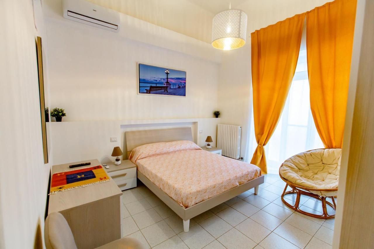 Antonella Home B&B Бари Экстерьер фото