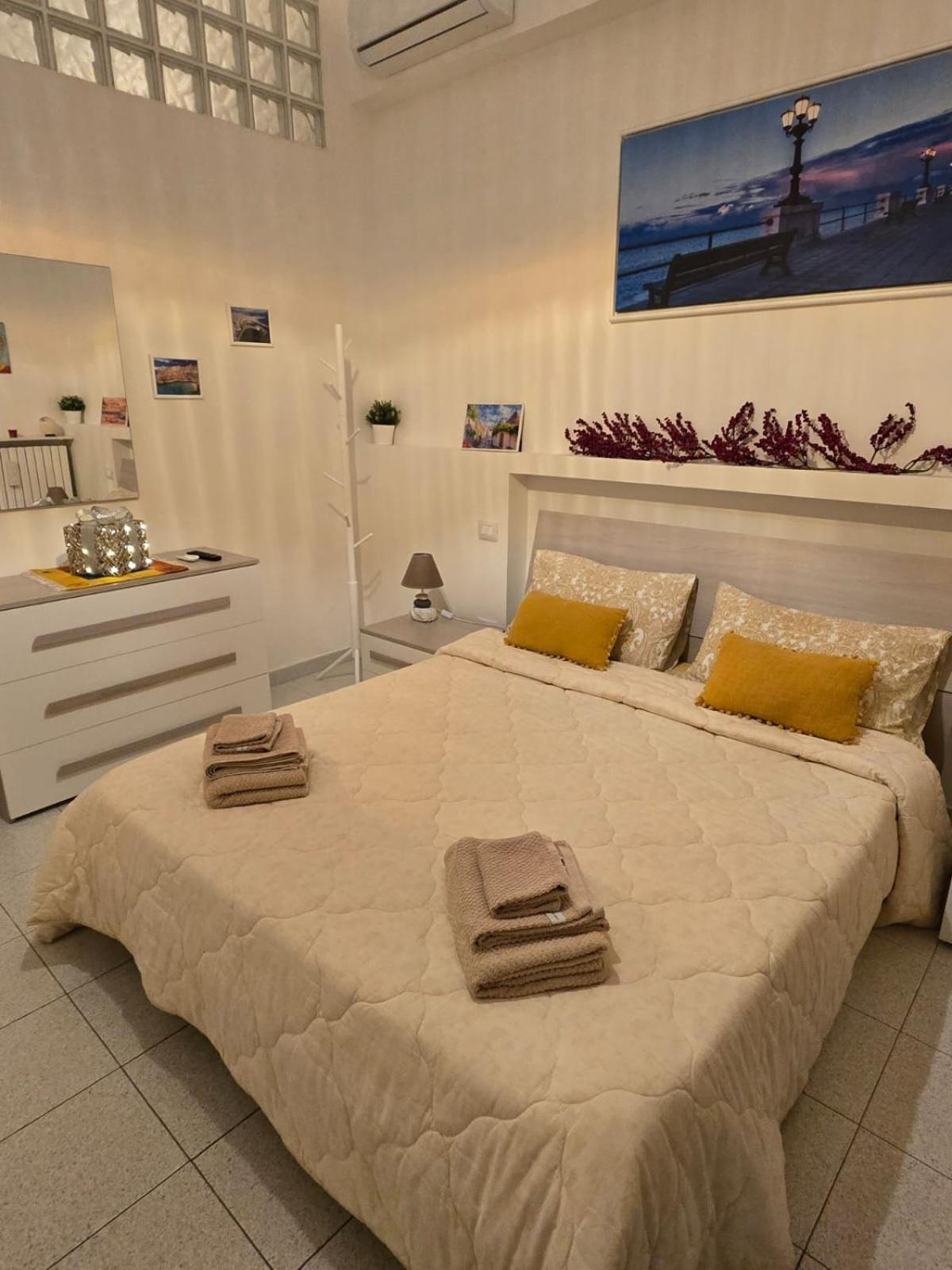 Antonella Home B&B Бари Экстерьер фото